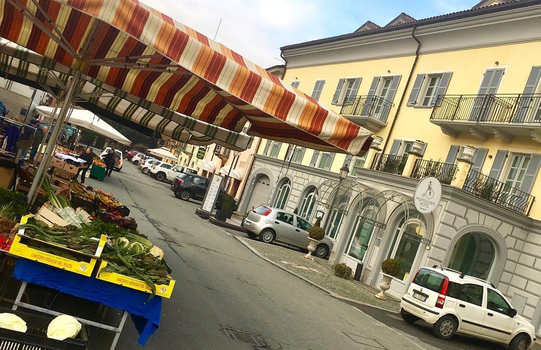 Hotel Monteverde アックイテルメ エクステリア 写真